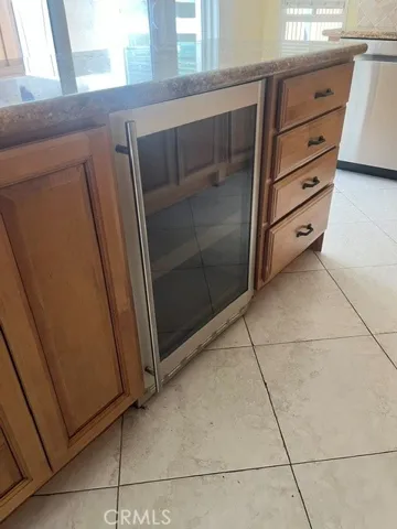 Beverage fridge
