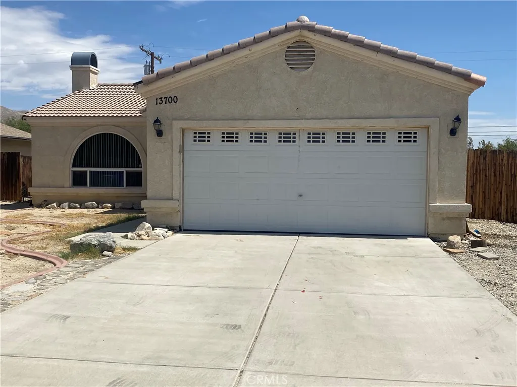 13700 El Cajon
