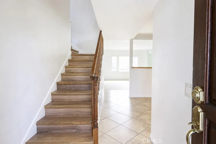 19832 Chesapeake Lane, Huntington Beach, California 92646 — photo 4