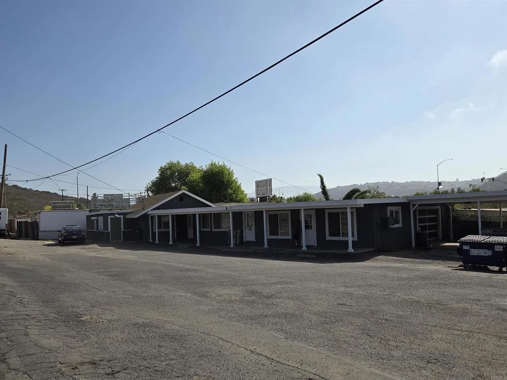30157 61 Mission Rd