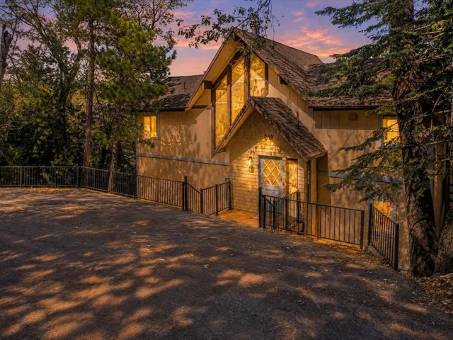 214 S Fairway Drive, Lake Arrowhead, California 92352 — photo 4
