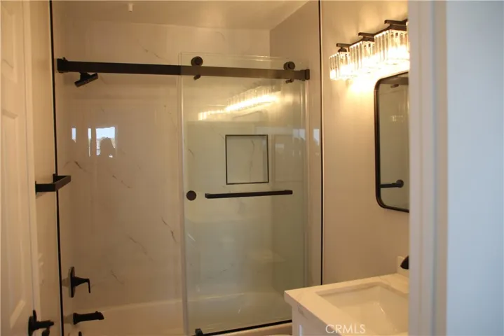 2nd bathroom upstairs
