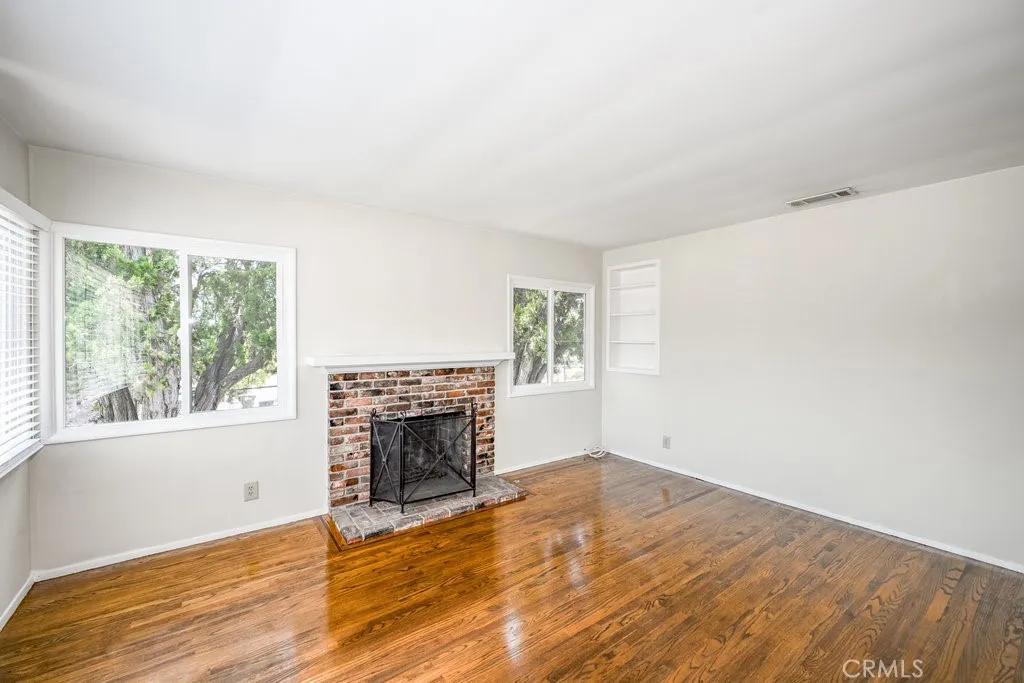4601 Moore, Glendale, California 91214 — photo 4