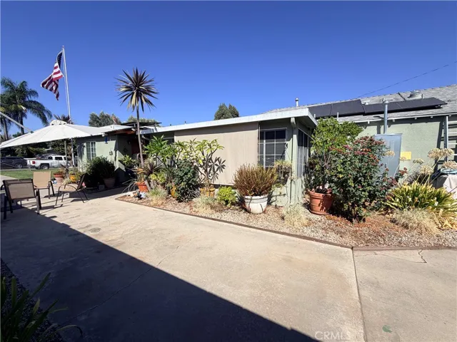 Driveway and Side Entry