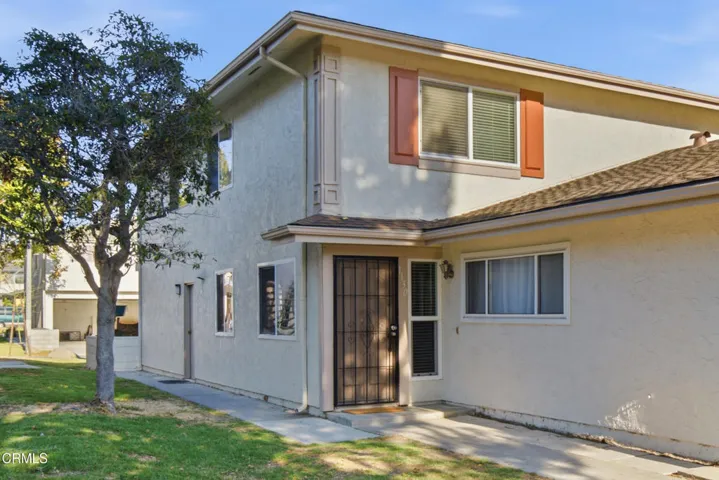 End Unit Exterior