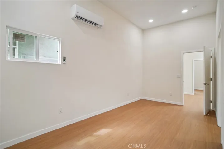 1844 Atlantic Avenue, Long Beach, California 90806 — photo 5