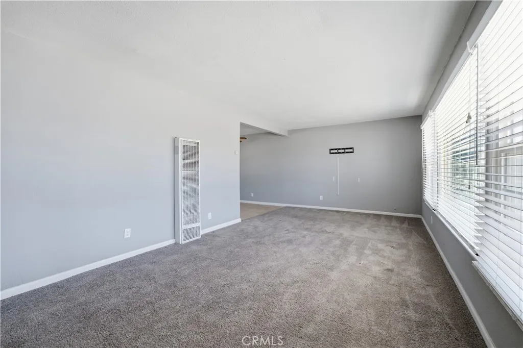 15917 Lee Street, Mojave, California 93501 — photo 4