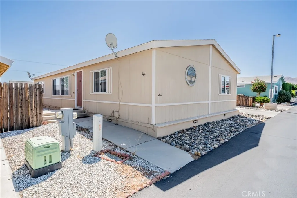 21621 Sandia Rd