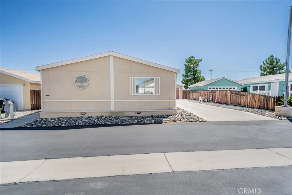 21621 Sandia Road 107, Apple Valley, California 92308 — photo 4