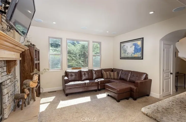 1157 Scenic, Lake Arrowhead, California 92378 — photo 5