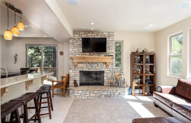1157 Scenic, Lake Arrowhead, California 92378 — photo 4