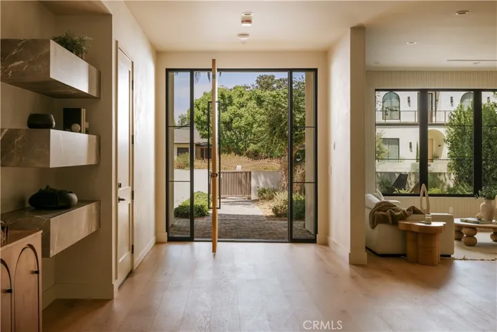11746 La Maida Street, Valley Village, California 91607 — photo 4