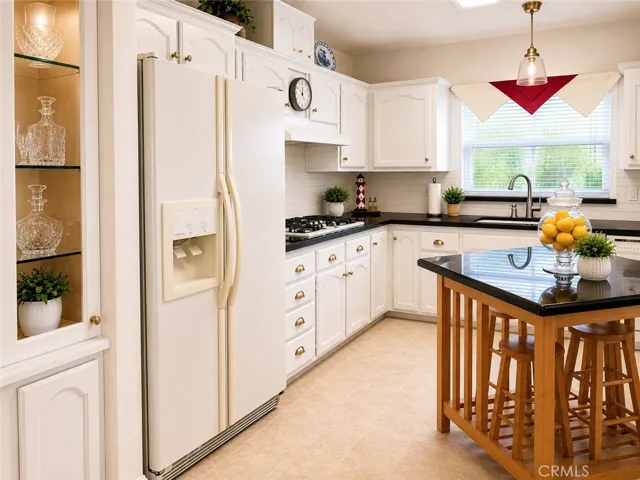 16222 Monterey, Huntington Beach, California 92649 — photo 5