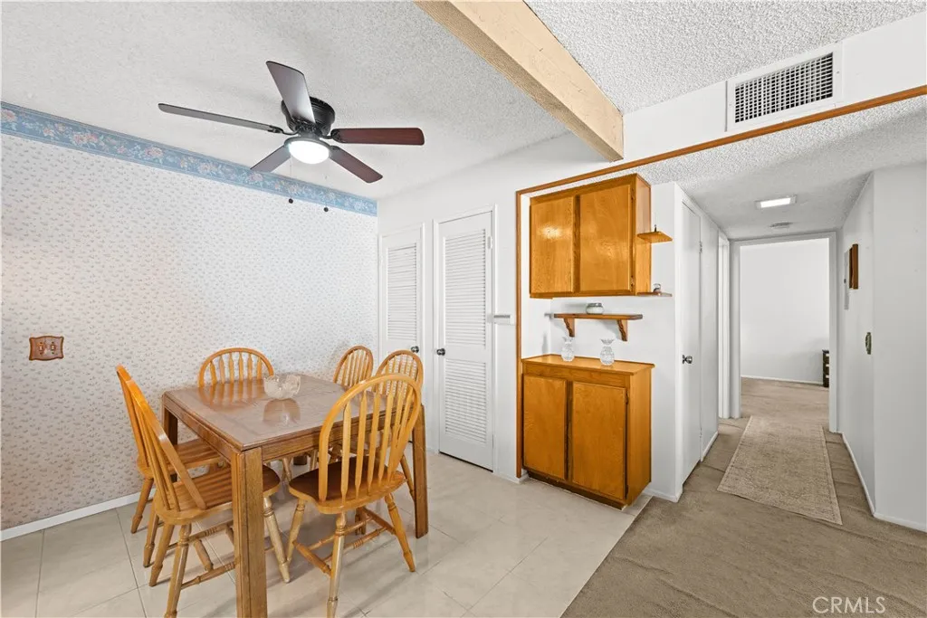 Dining area, hallway to bedrooms