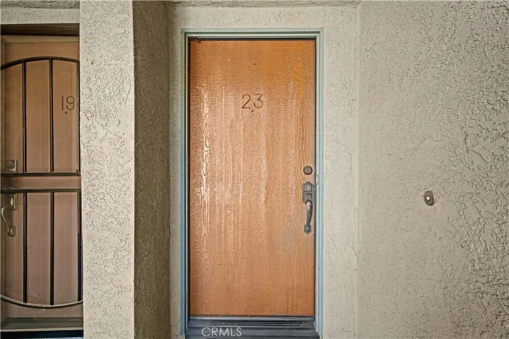 Entry, unit in original condition throughout