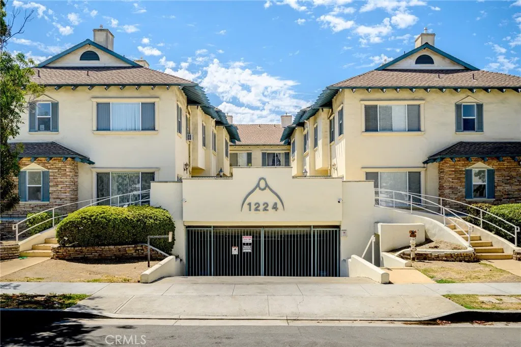 1224 Stanley Ave