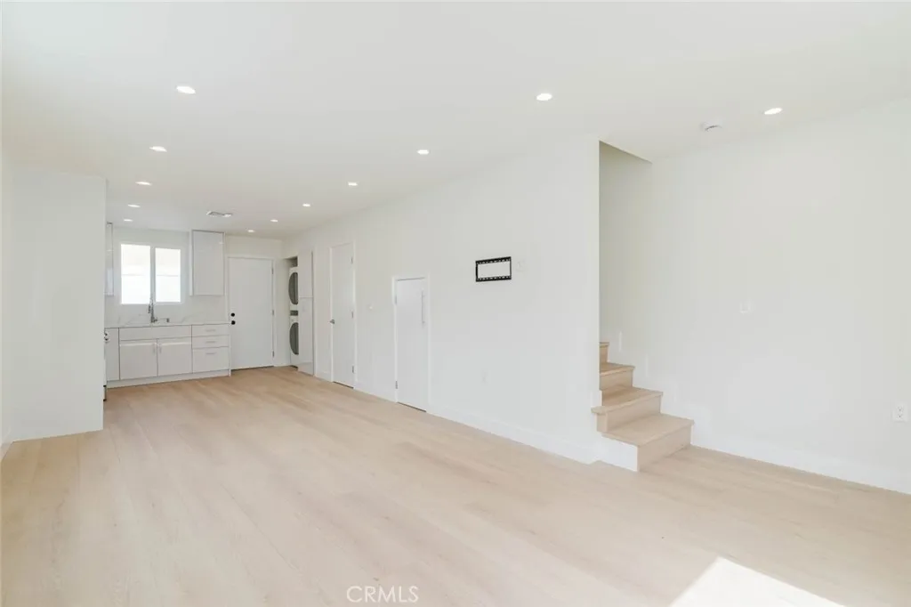 1167 Raymond Avenue A, Glendale, California 91201 — photo 5