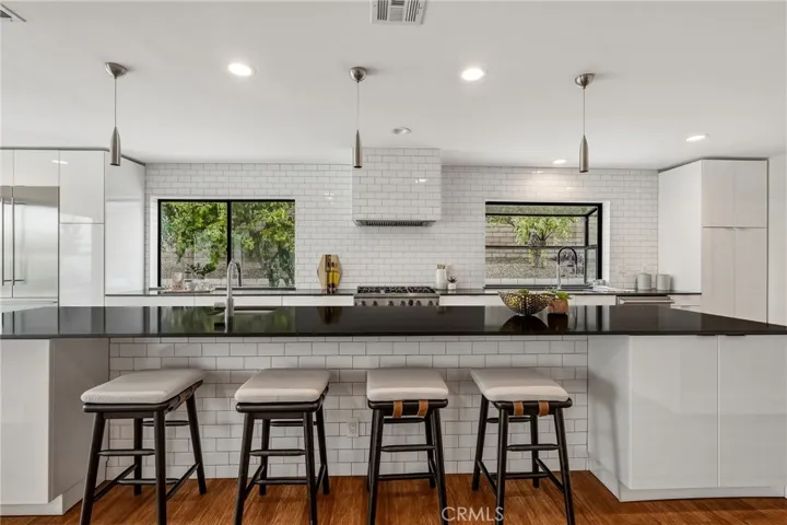 Large Kitchen