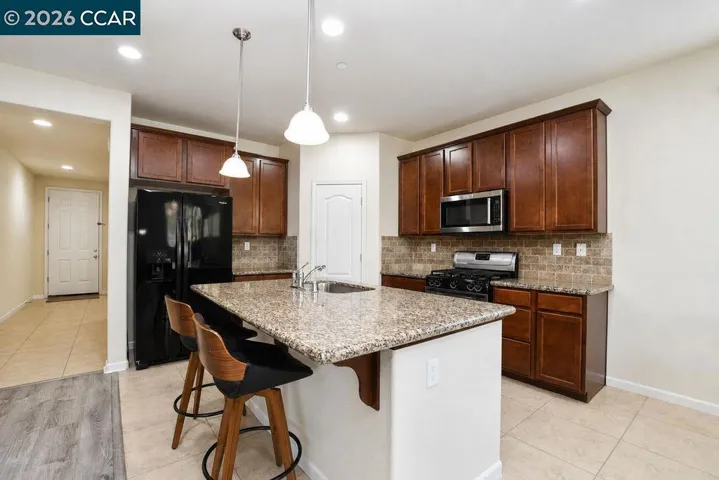 1410 Big Redwood Drive, Oakley, California 94561 — photo 5