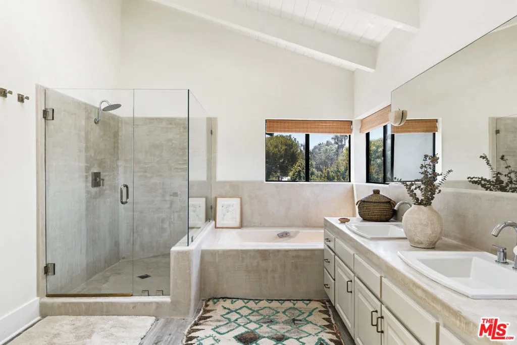 29328 Heathercliff Road, Malibu, California 90265 — photo 5
