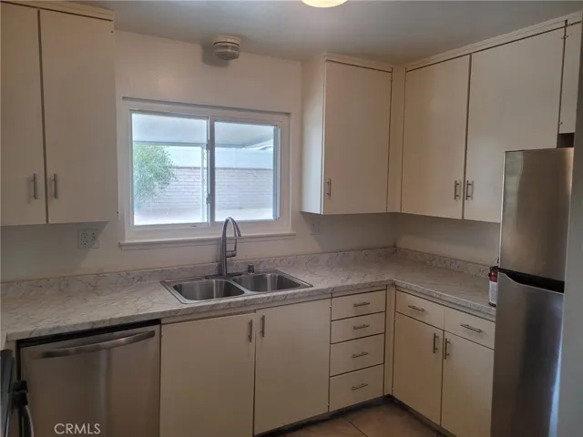 3205 Celeste, Riverside, California 92507 — photo 4