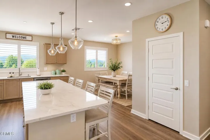 571 Via Chelsea, Camarillo, California 93012 — photo 4