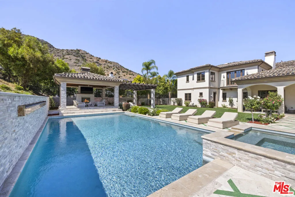 29450 Malibu View Ct