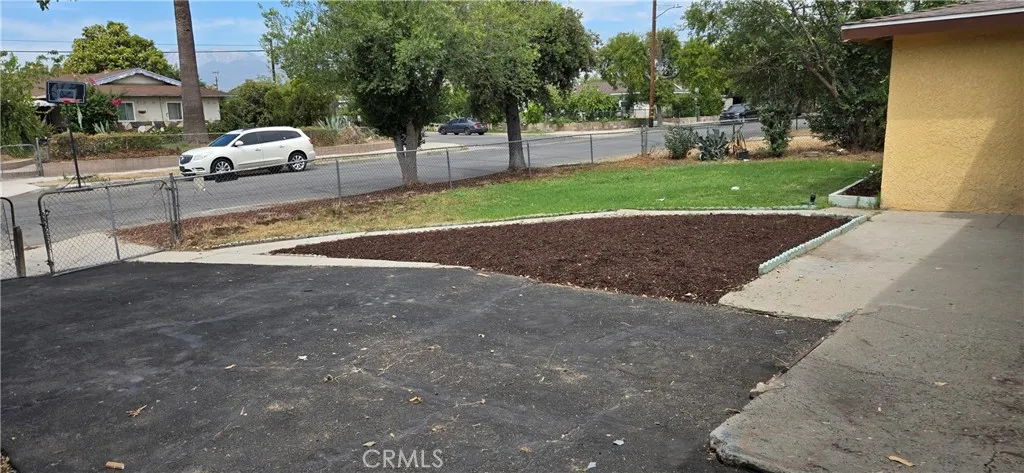 1483 Arizona, San Bernardino, California 92411 — photo 5