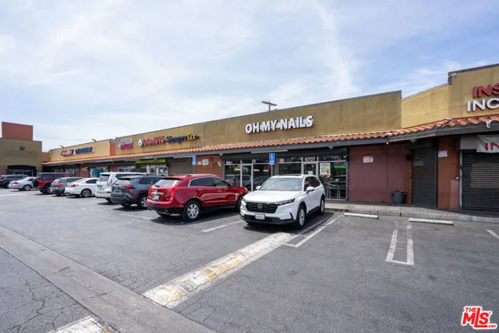 4701 S Broadway, Los Angeles, California 90037 — photo 5