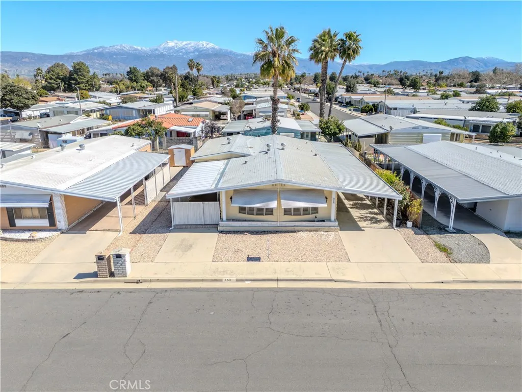 554 Castille, Hemet, California 92543 — photo 4