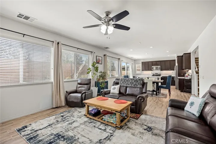 15237 Brookstone, Fontana, California 92336 — photo 4