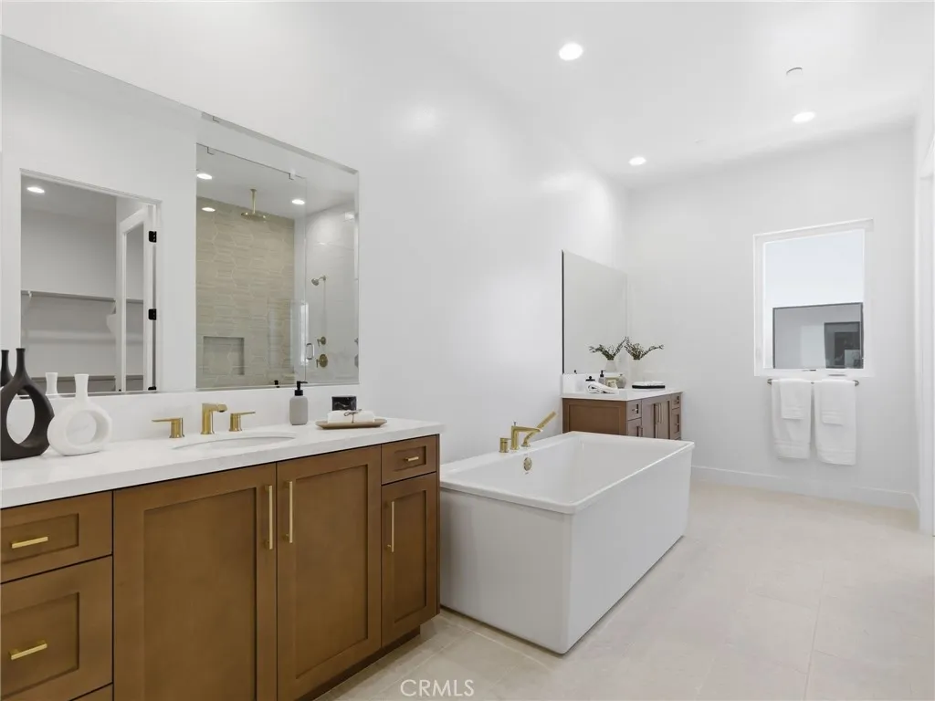 Primary Bathroom: Fernwood - The Ridge Collection at Bella Vista - Photo of another Fernwood - Not actual home for sale - Homesite 81 is still under construction