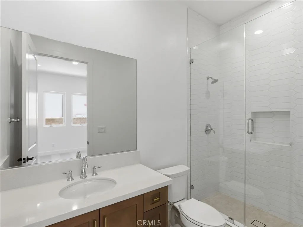 Secondary Bathroom 5: Fernwood - The Ridge Collection at Bella Vista - Photo of another Fernwood - Not actual home for sale - Homesite 81 is still under construction