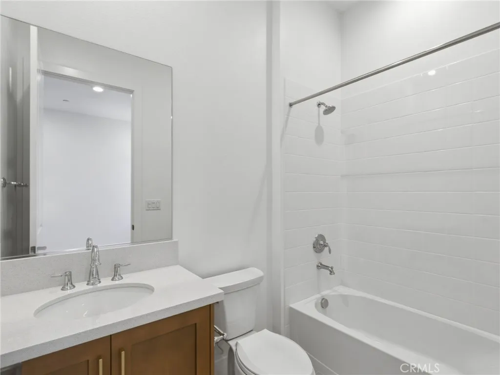 Secondary Bathroom 2: Fernwood - The Ridge Collection at Bella Vista - Photo of another Fernwood - Not actual home for sale - Homesite 81 is still under construction