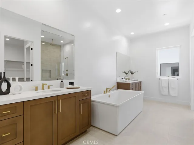 Primary Bathroom: Fernwood - The Ridge Collection at Bella Vista - Photo of another Fernwood - Not actual home for sale - Homesite 81 is still under construction