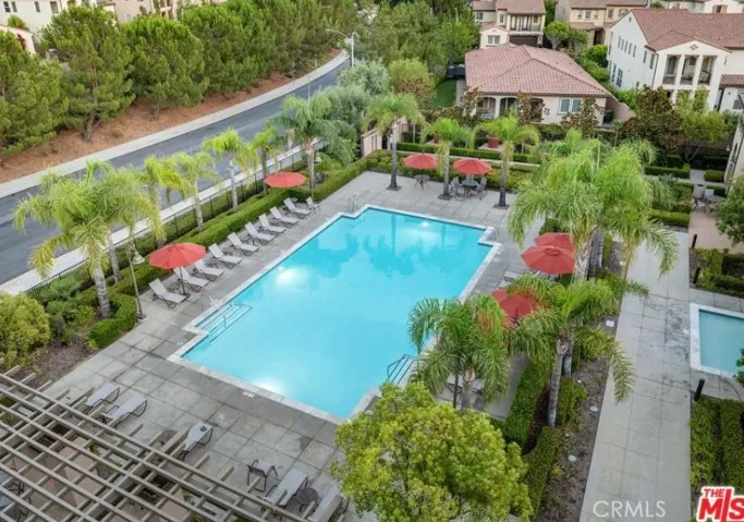 Community Pool at Bella Vista