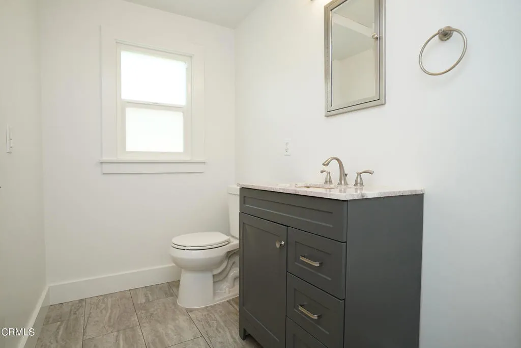 Full Bathroom Full Bathroom