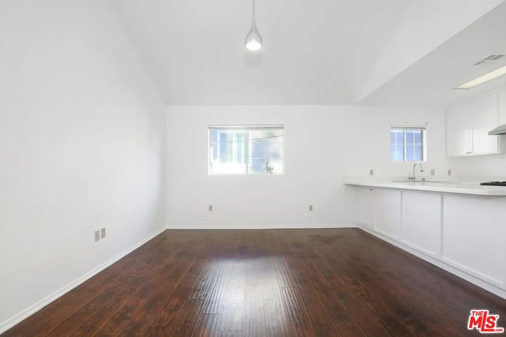 1753 N Kenmore Avenue, Los Angeles, California 90027 — photo 4