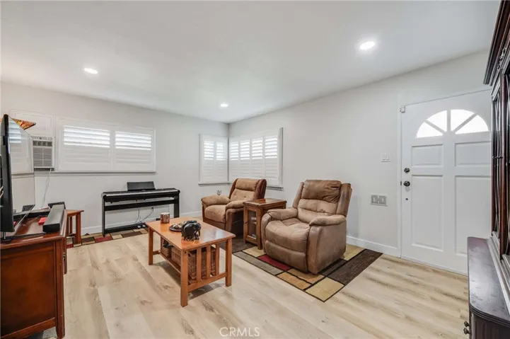 1802 E 53rd, Long Beach, California 90805 — photo 4