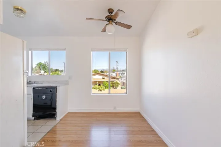 13015 Vanowen Street 10, North Hollywood, California 91605 — photo 4