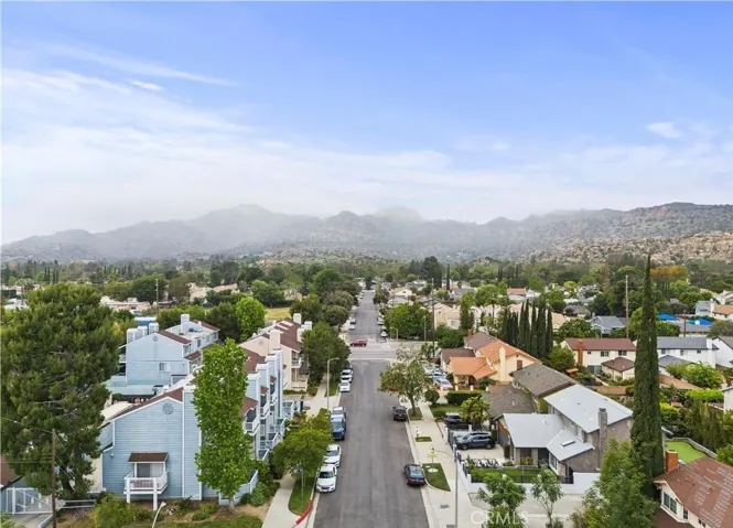 21912 Hiawatha 2, Chatsworth, California 91311 — photo 5
