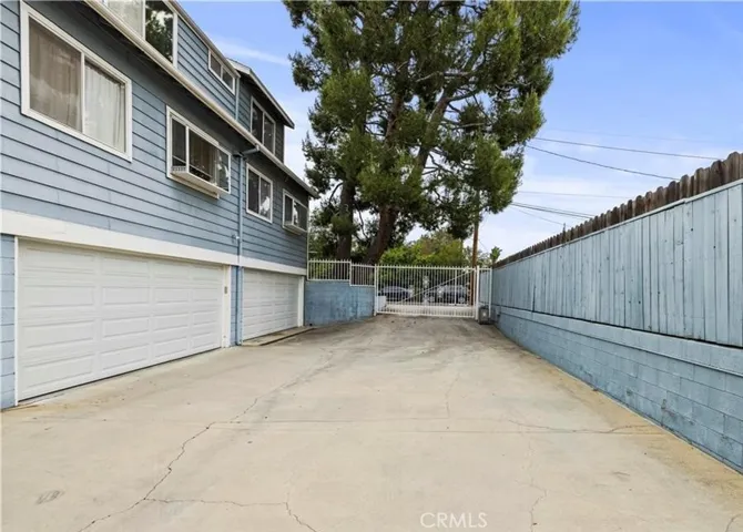 21912 Hiawatha 2, Chatsworth, California 91311 — photo 4