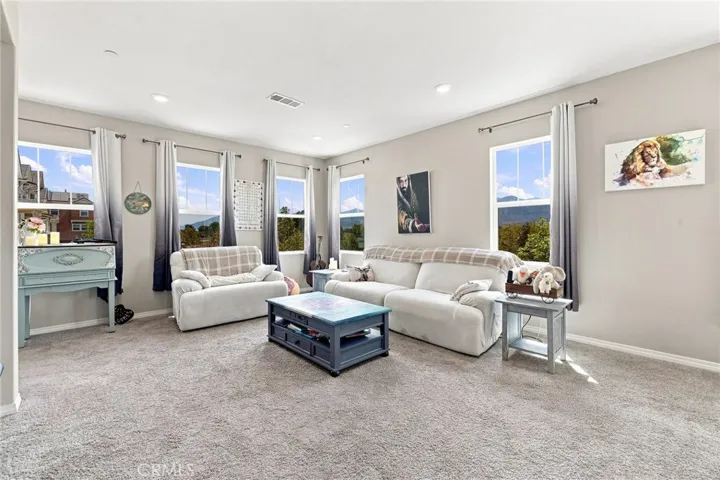 591 Heritage Valley Parkway, Fillmore, California 93015 — photo 4