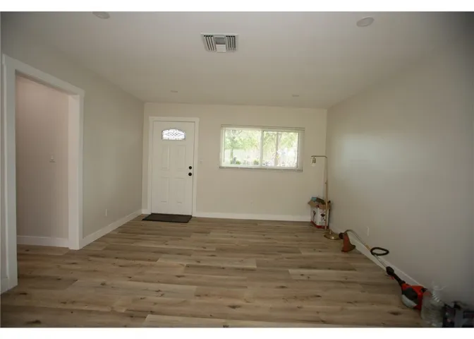 496 W 48th, San Bernardino, California 92407 — photo 4