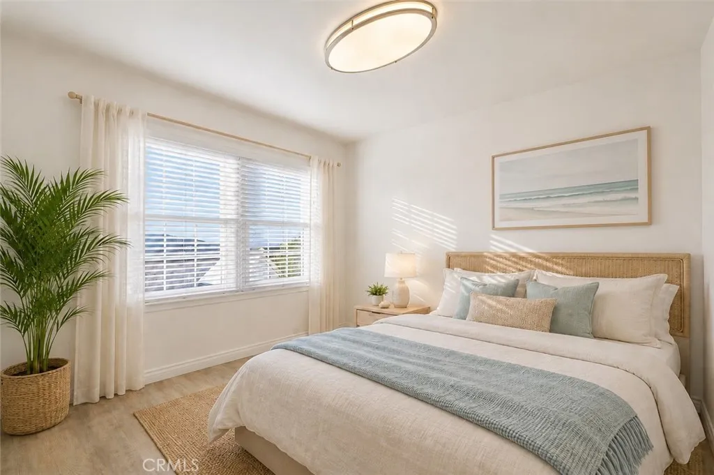 Furniture and Decor have been virtually added. Furniture and Decor have been virtually added.