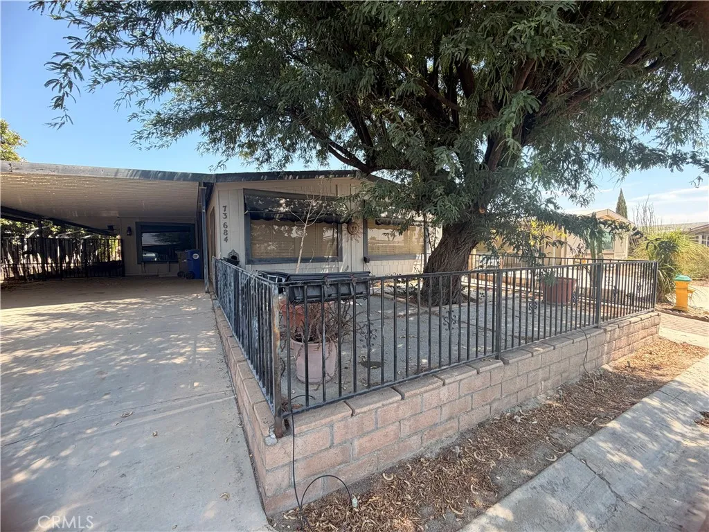 73684 Desert Green Dr