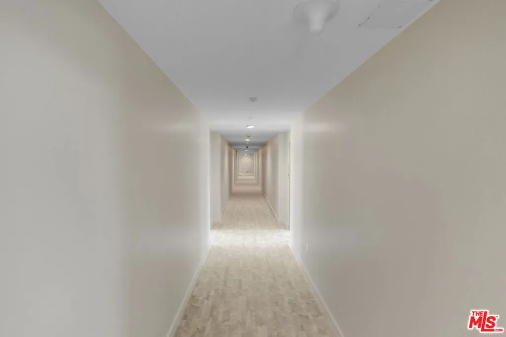 1825 N New Hampshire Avenue 204, Los Angeles, California 90027 — photo 4