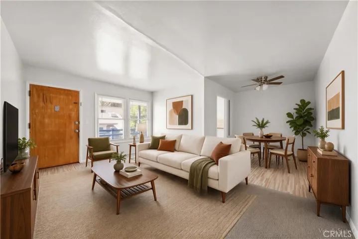 1136 Linden Avenue, Long Beach, California 90813 — photo 4