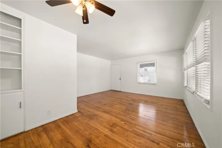 1136 Linden Avenue, Long Beach, California 90813 — photo 5