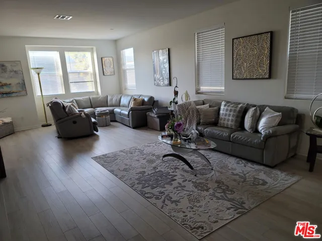 628 Grace Avenue, Inglewood, California 90301 — photo 5